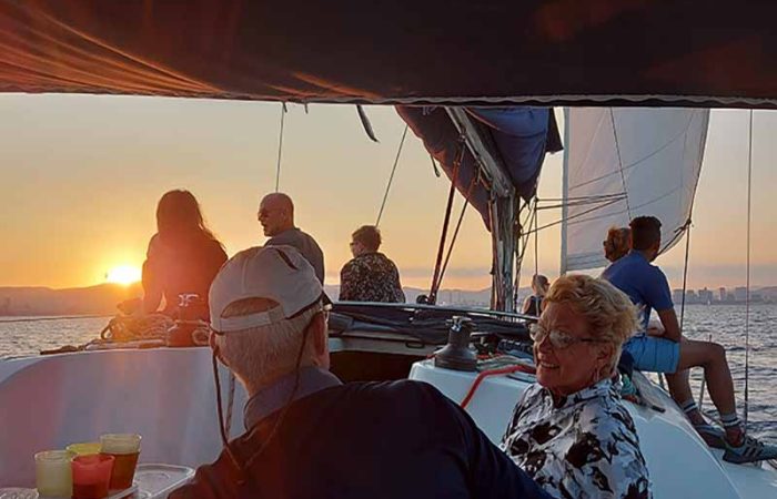 boat tour in Barcelona sailing experience